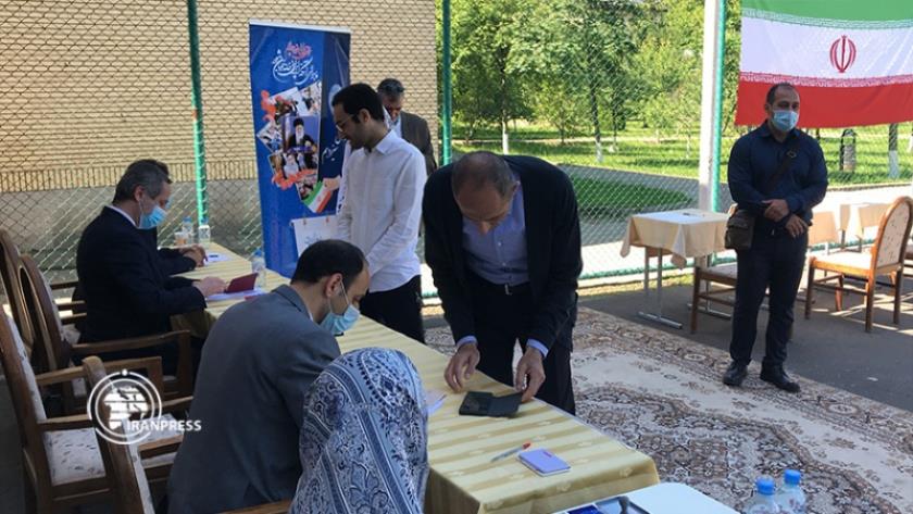 Iranpress: 13th Iranian presidential election underway in different countries