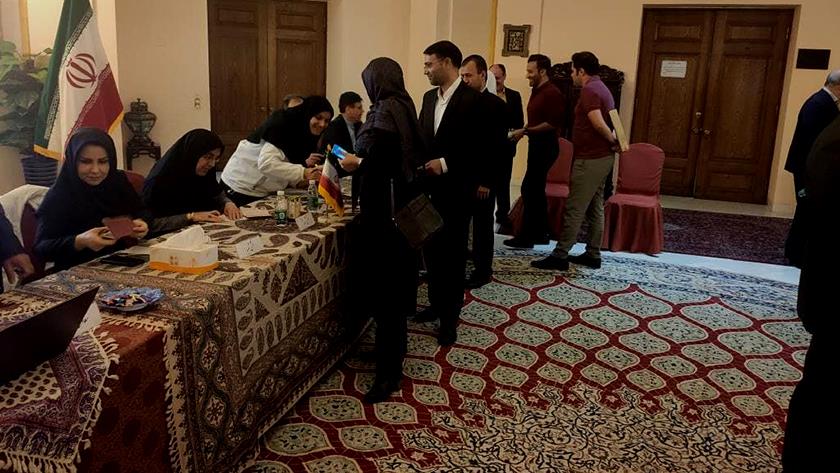 Iranpress: Envoy appreciates Iranians