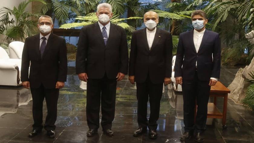 Iranpress: New Iranian ambassador submits credentials to Cuban president