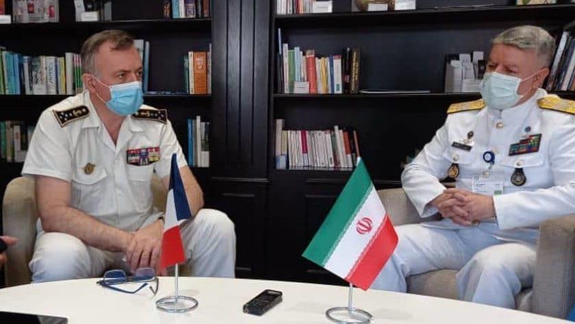 Iranpress: Iran Navy Commander meets French Navy Chief of Staff