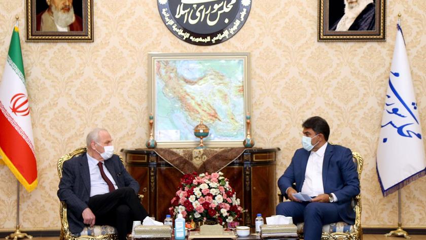 Iranpress: Iran, Georgia to boost economic cooperation