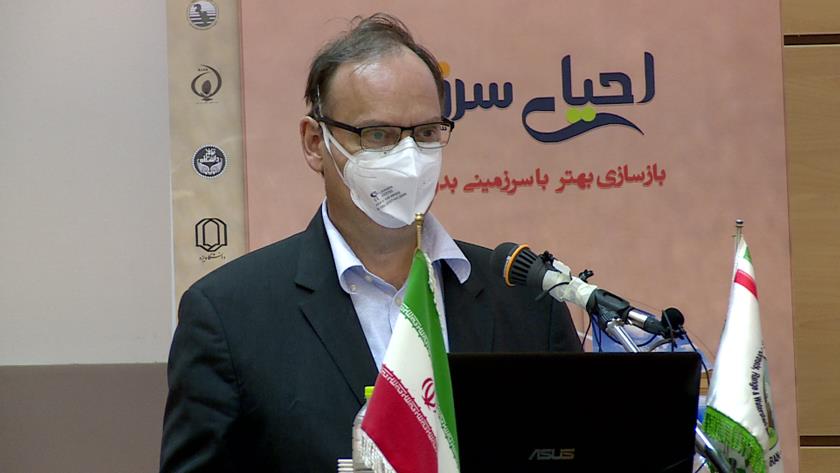 Iranpress: Land restoration; key solution to desertification: FAO rep.