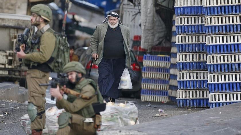 Iranpress: Israeli army fatally shoots Palestinian man in West Bank
