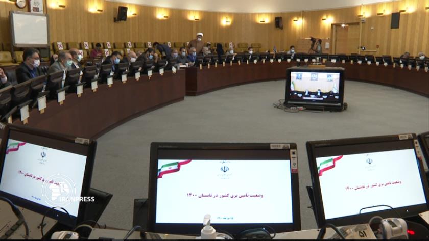 Iranpress: Iranian energy minister gives details about recent blackouts