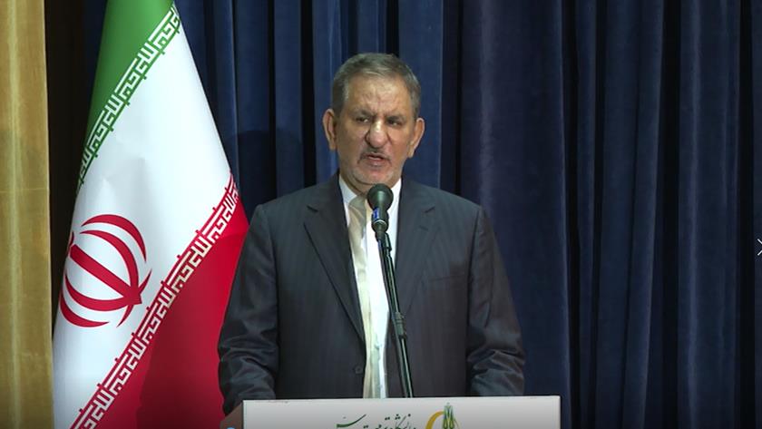 Iranpress: US officials accepted defeat against Iran: Veep
