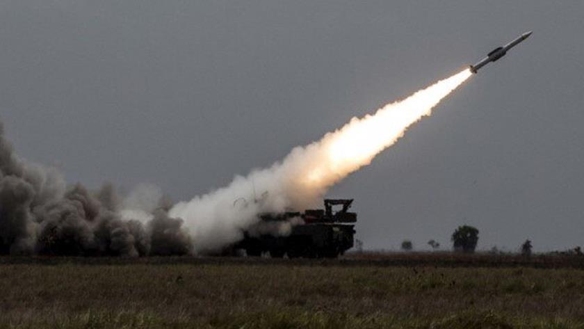 Iranpress: Syrian air defense shoots down 4 Israeli missiles