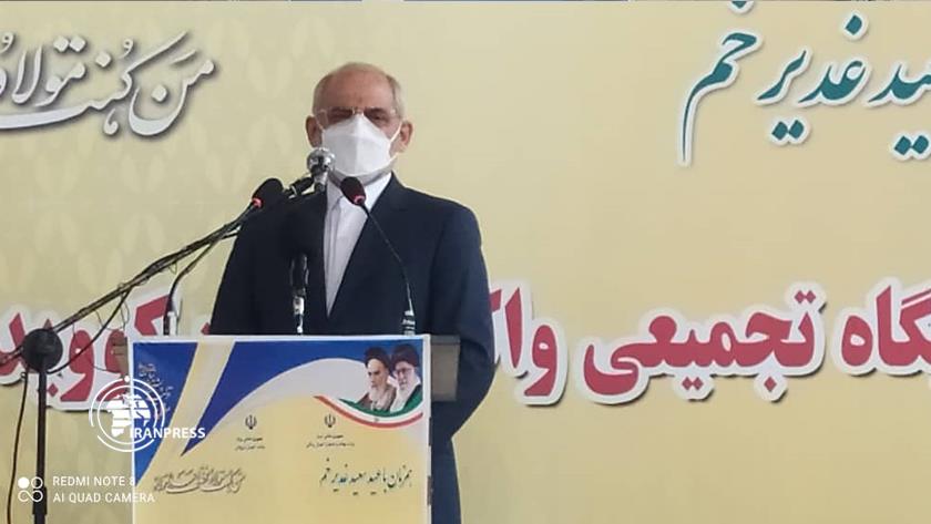 Iranpress: COVID vaccination for teachers kicks off in Tehran