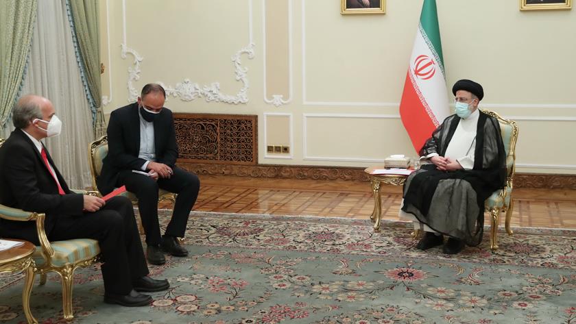 Iranpress: US cannot stop independent nations from progressing: Raisi