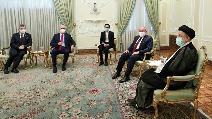 Iranpress: Expansion of Iran-Turkey ties leads to countries