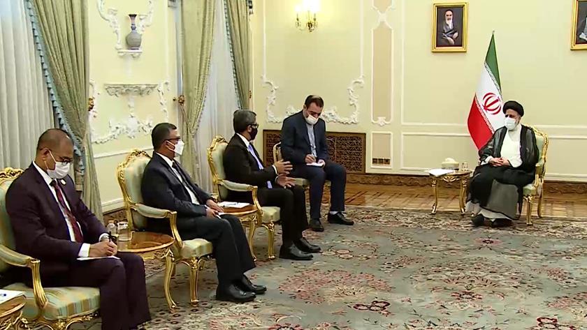 Iranpress: We are serious for expanding Tehran-Dhaka ties: Raisi
