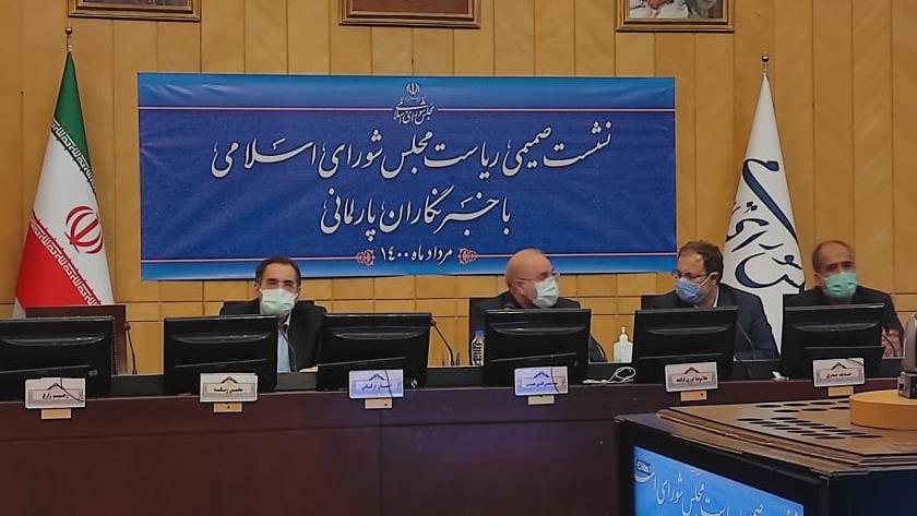 Iranpress: Journalists must defend truth to fulfill their mission properly