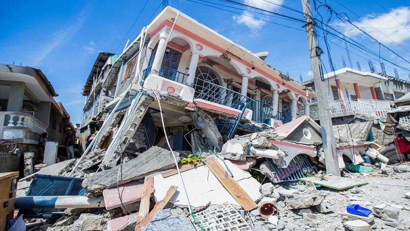Iranpress: Haiti earthquake death toll rises to more than 1,200