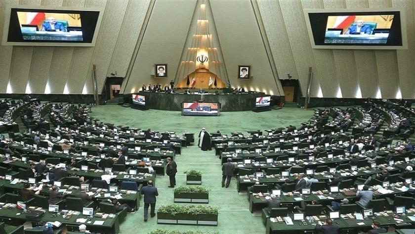Iranpress: Education Commission of Parl. rejects proposed Minister of Education
