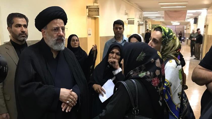 Iranpress: Iran is beholden to Khuzestan greatly: Pres. Raisi