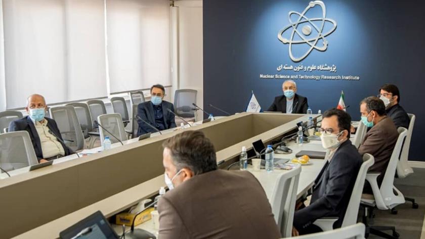 Iranpress: Advances in quantum field promising: AEOI head