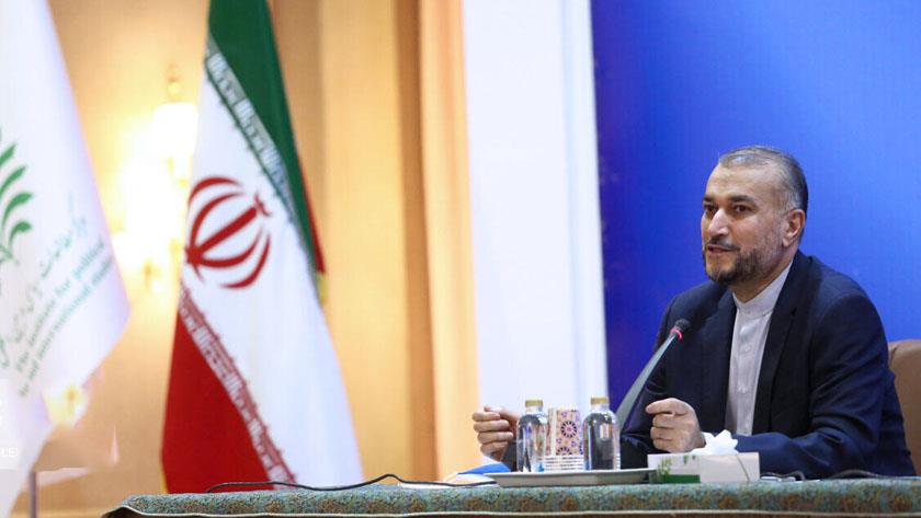 Iranpress: Joint committee to be formed to facilitate vaccines import