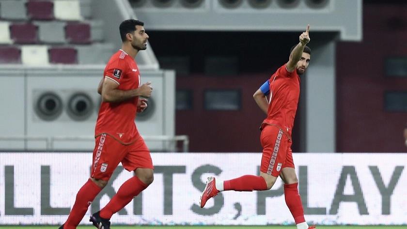 Iranpress: Iran begins Iraq match with sooner than expected goal
