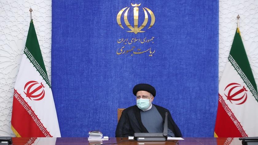 Iranpress: Vaccine production, vaccination accelerated: Pres. Raisi