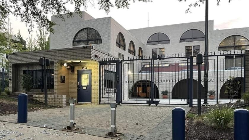 Iranpress: Palestinian supporters mock Israeli regime after movie-like jail break