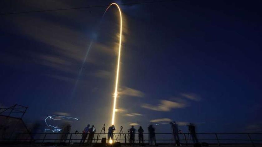 Iranpress: SpaceX takes 4 amateurs to first-ever space tour 