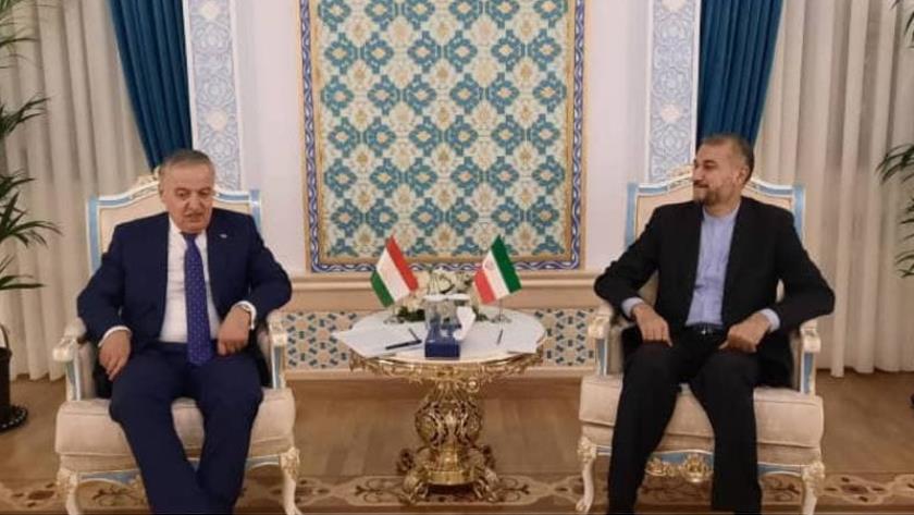 Iranpress: Iran, Tajikistan FMs urge forming inclusive gov