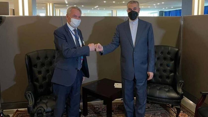 Iranpress: Iran and Finland to expand economic cooperation