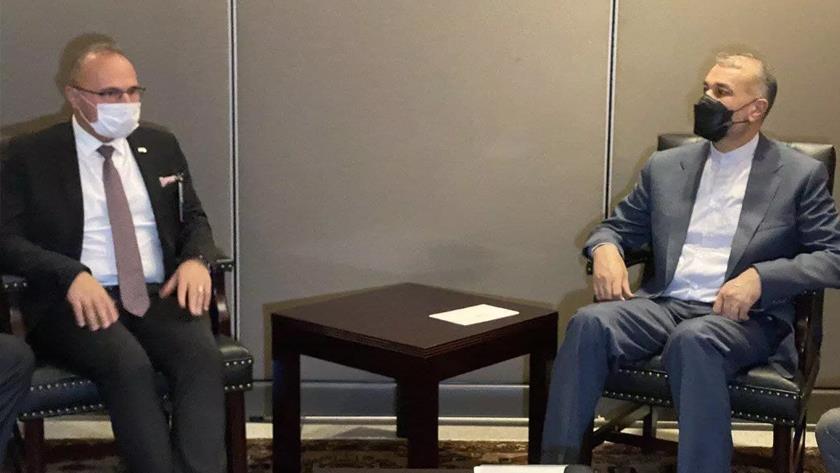 Iranpress: Iran,Croatia confer on Afghan crisis, refugees, JCPOA