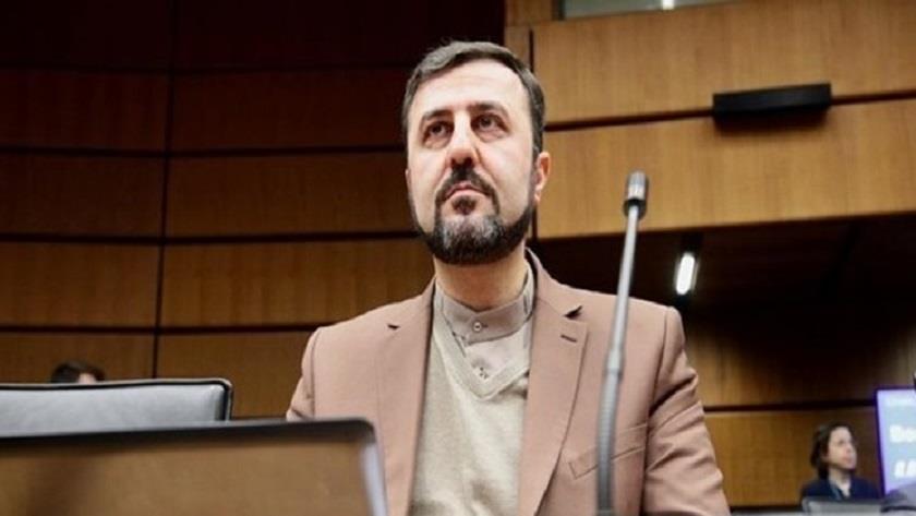 Iranpress: US, UK apply double standard against Tehran, Iran