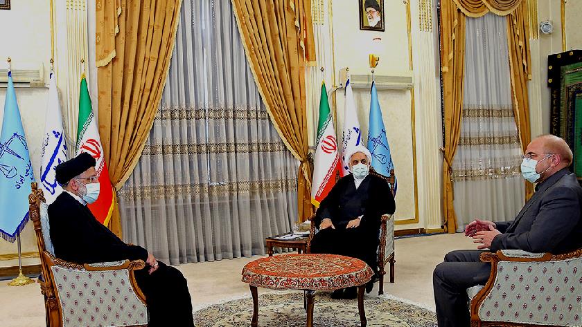 Iranpress: Heads of Iran