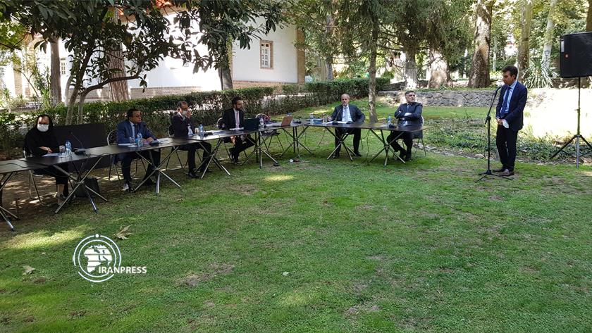 Iranpress: Italy donates 1.2m doses of AstraZeneca vaccine to Iran