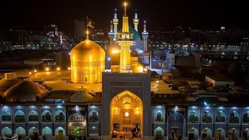 Iranpress: Iranians mourn Imam Reza