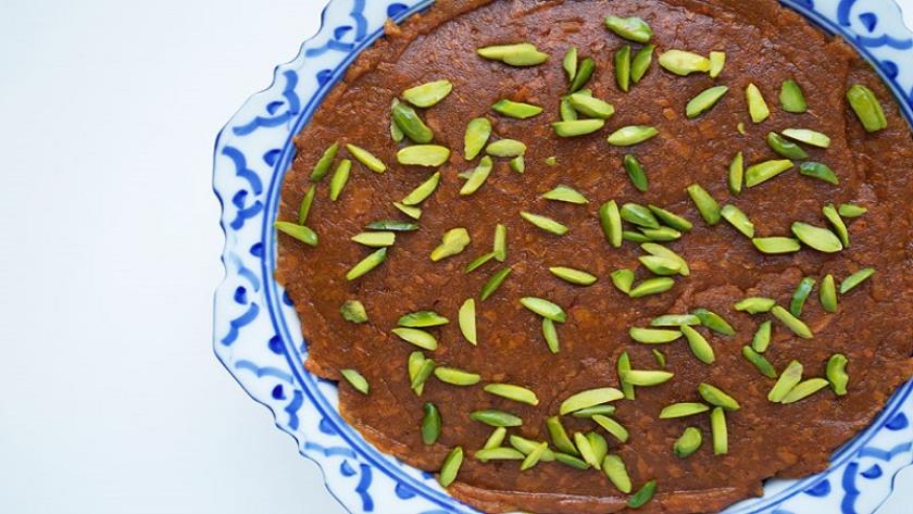 Iranpress: Iranian Food: Iranian Halva