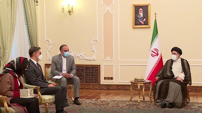 Iranpress: Iran’s policy to deepen ties with Latin states, esp. Venezuela