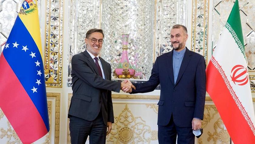 Iranpress: Drafting a 20-year cooperation document between Iran, Venezuela