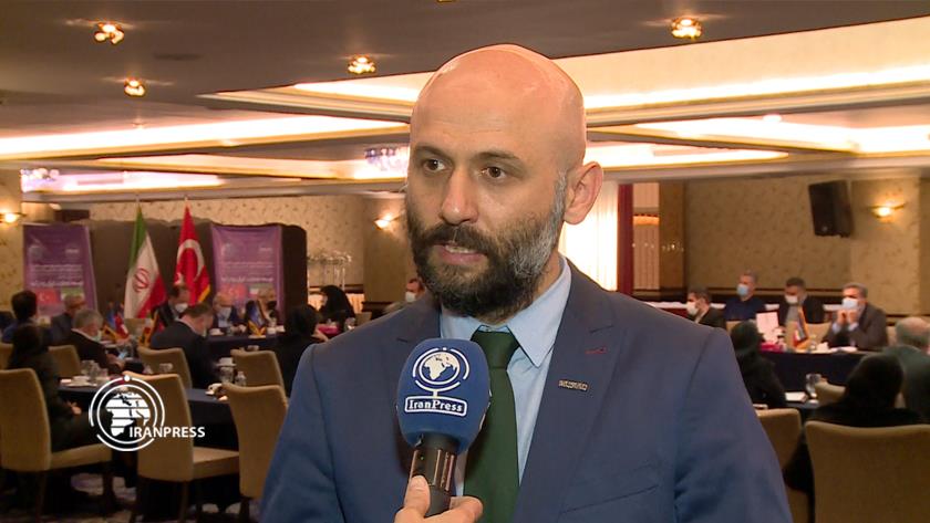 Iranpress: Turkish companies ready to invest in Iran: economic adviser of Turkey