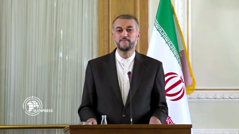 Iranpress: Iran, Turkmenistan to sign inclusive cooperation document: FM