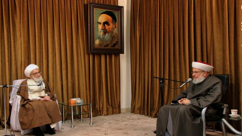 Iranpress: Unity of religions in Lebanon; role model for others