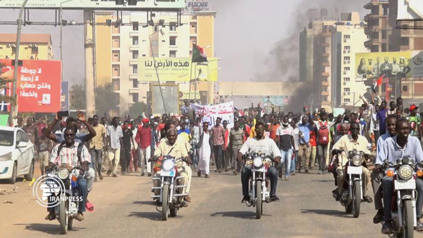 Iranpress: Thousands in Sudan demonstrate in support of forming a new government