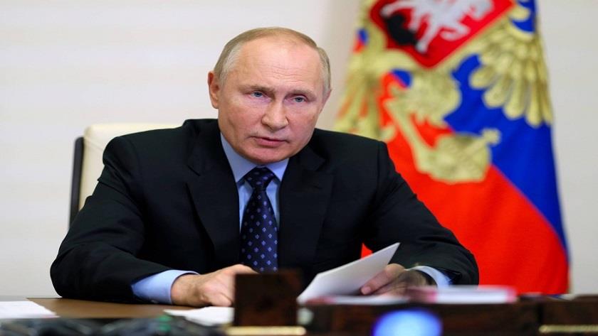 Iranpress: Putin orders increase of Russian gas exports to Europe