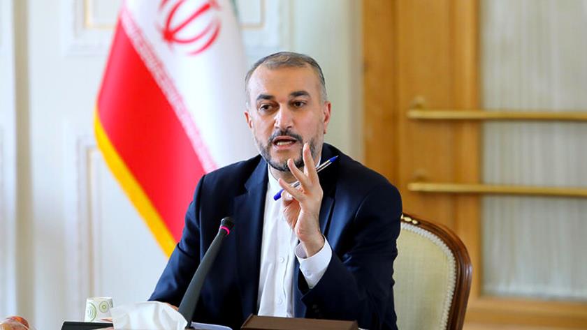 Iranpress: Iran not willing to tie public fate to any country