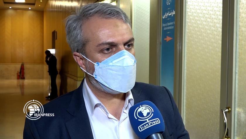 Iranpress: Car import banned to balance market: Minister