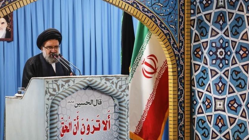Iranpress: Negotiations only in case of lifting all sanctions