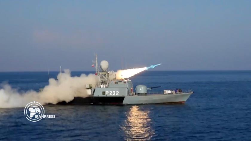 Iranpress: Iran press footage of Zulfiqar-1400 joint drills, 2nd day