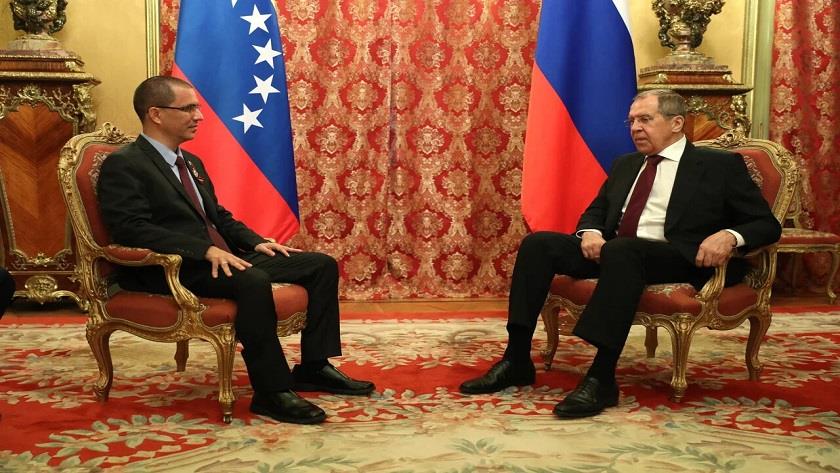 Iranpress: Russia emphasizes solidarity with Venezuela over US sanctions