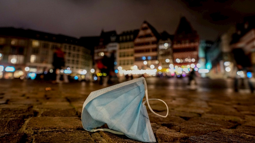 Iranpress: COVID-19 cases hit record high in Germany