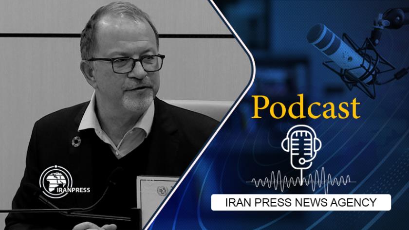 Iranpress: UNICEF stresses further cooperation with Iran