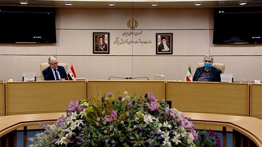 Iranpress: Iran eager to boost ties with Syria: Health minister