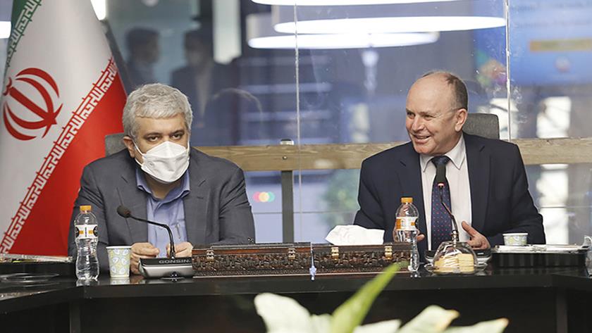 Iranpress: Iran; ready to provide Syria with laboratory equipment: Sattari