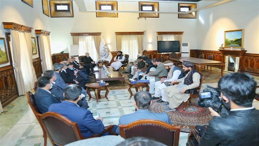 Iranpress: Iran-Afghanistan Joint Cooperation Committees have started working