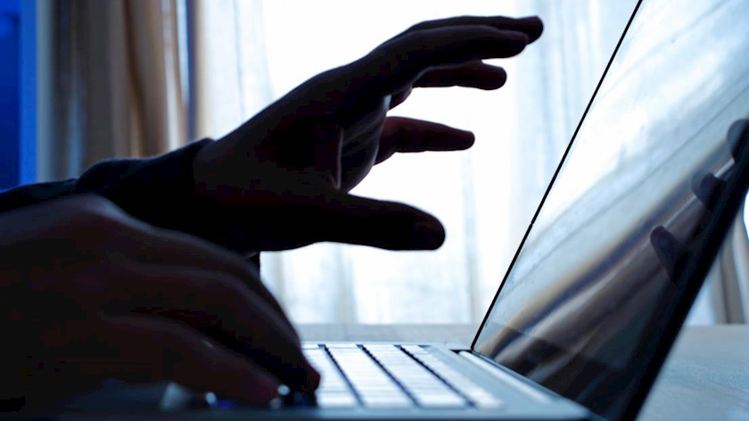 Iranpress: Israeli spyware targeted Saudi critics, Middle East news readers: report